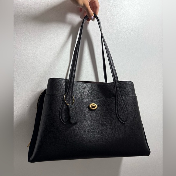 Coach Lora Carryall Black Leather Shoulder Bag Gold Turn Lock Detail - Picture 1 of 10